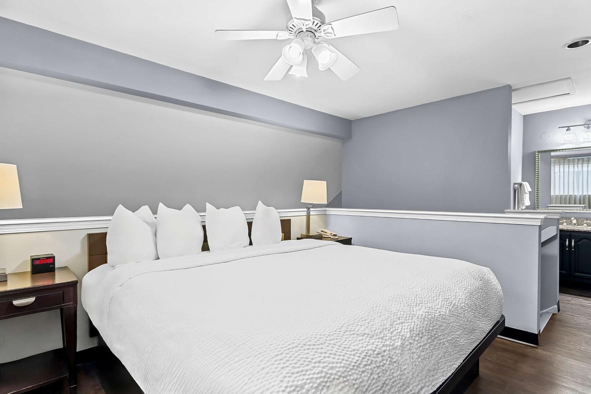 Mainstay Suites Pensacola Exterior foto